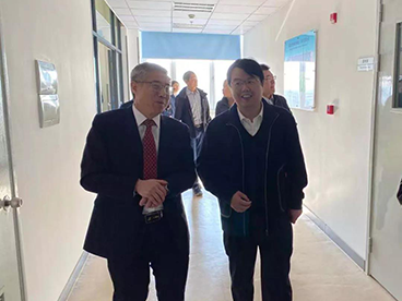 浦东新区管小军副区长一行10余人莅临BJL平台现场调研CRO市场及公司业态