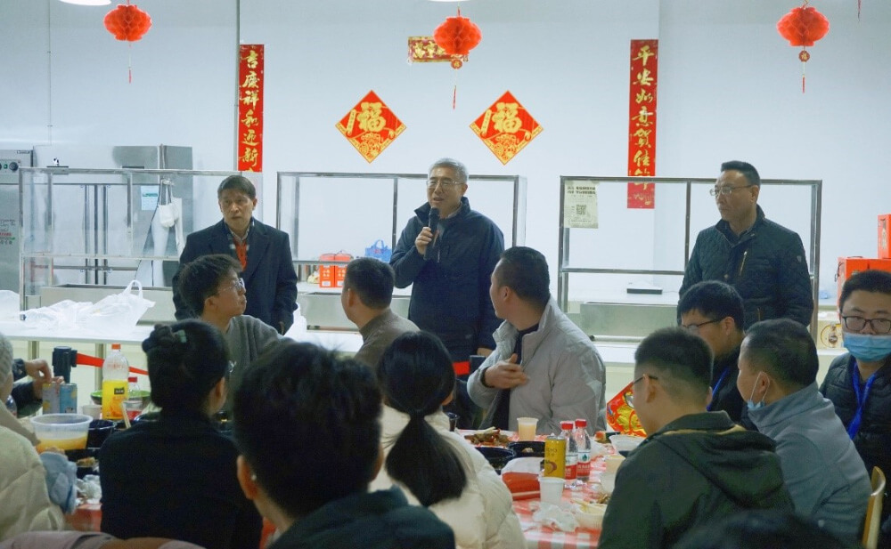 BJL平台首创人兼首席执行官陈春麟博士揭晓了热情洋溢的讲话